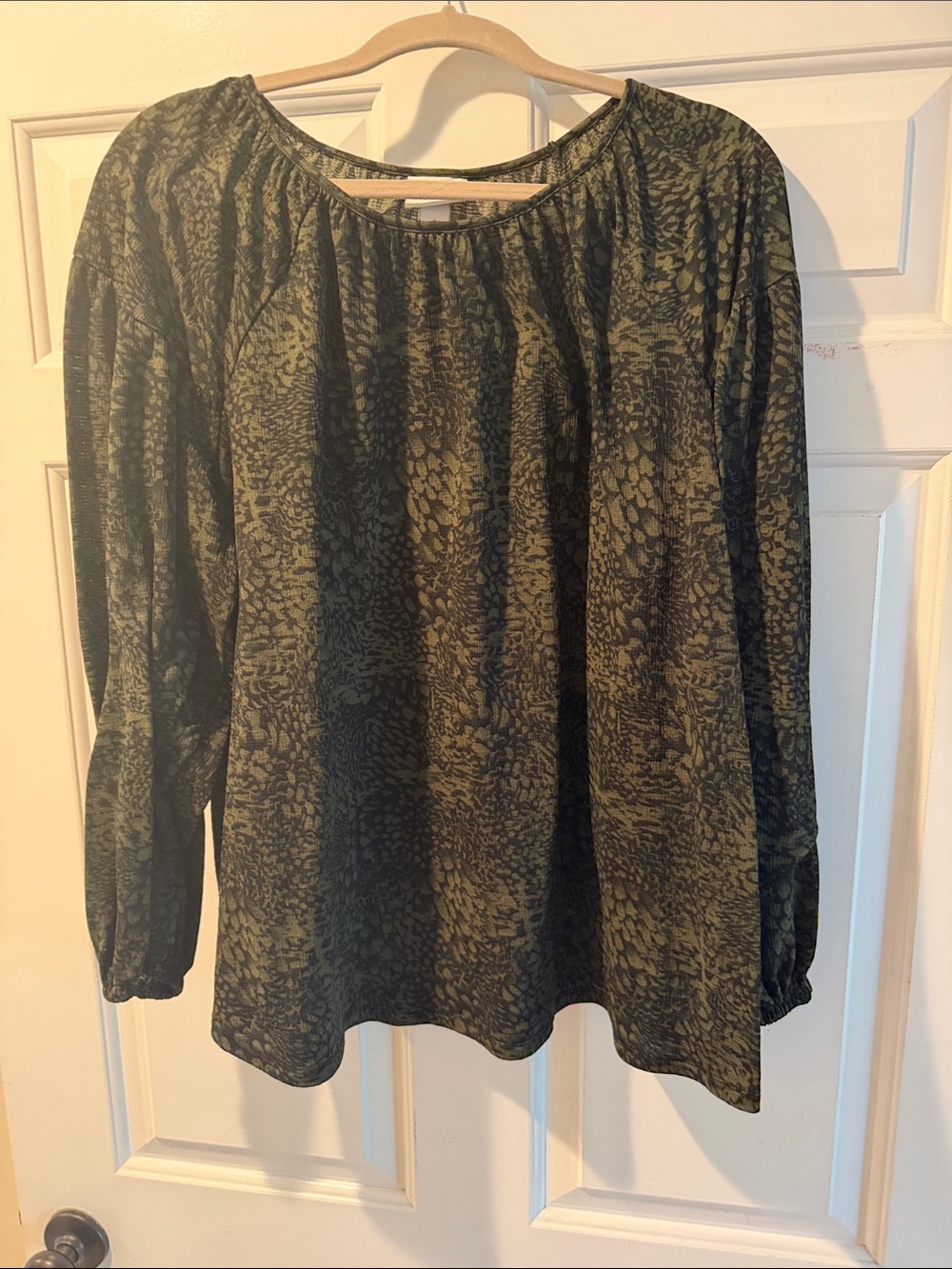 Ava & Viv Olive Green Printed Long-Sleeve Tunic Size X